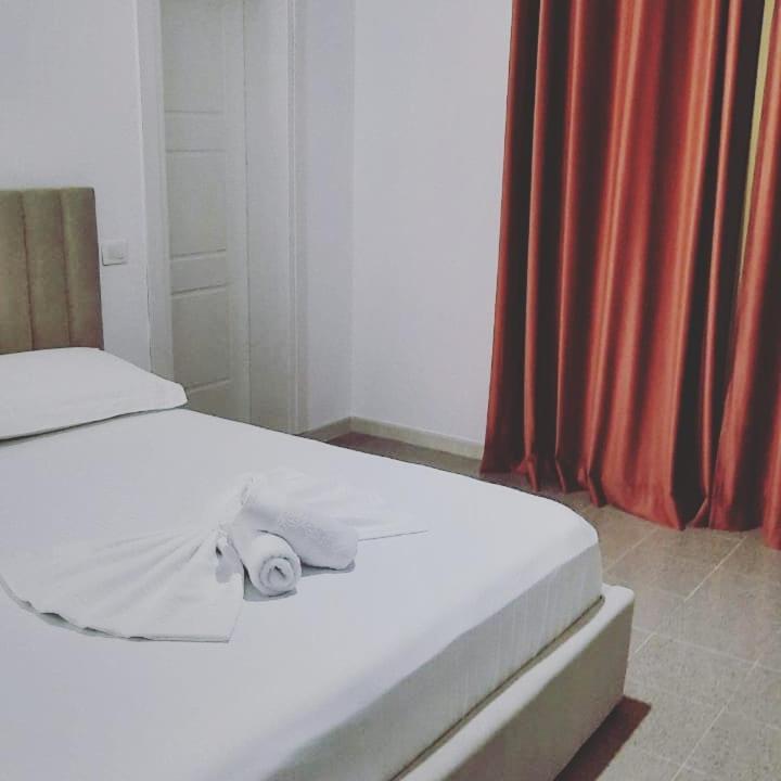 Juriki Apartament فلورا المظهر الخارجي الصورة