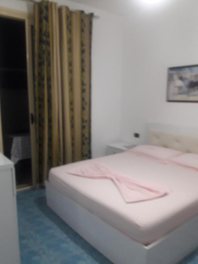 Juriki Apartament فلورا المظهر الخارجي الصورة