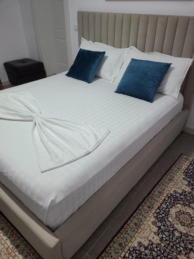 Juriki Apartament فلورا المظهر الخارجي الصورة