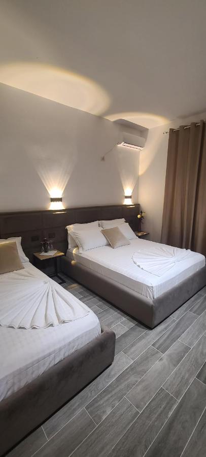 Juriki Apartament فلورا المظهر الخارجي الصورة