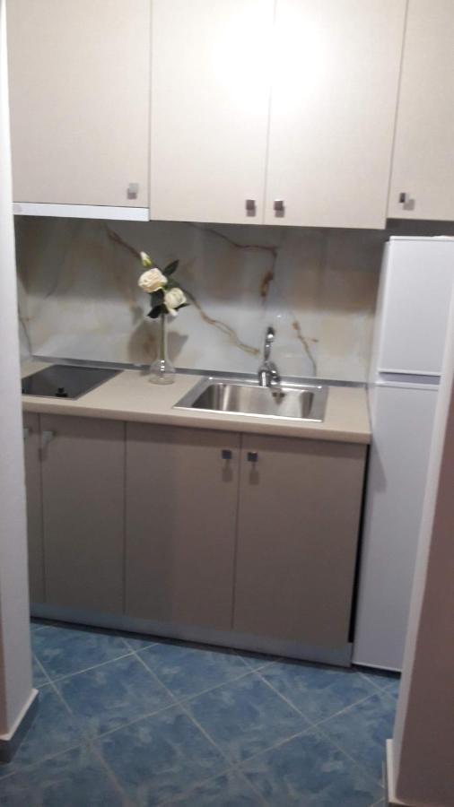 Juriki Apartament فلورا المظهر الخارجي الصورة