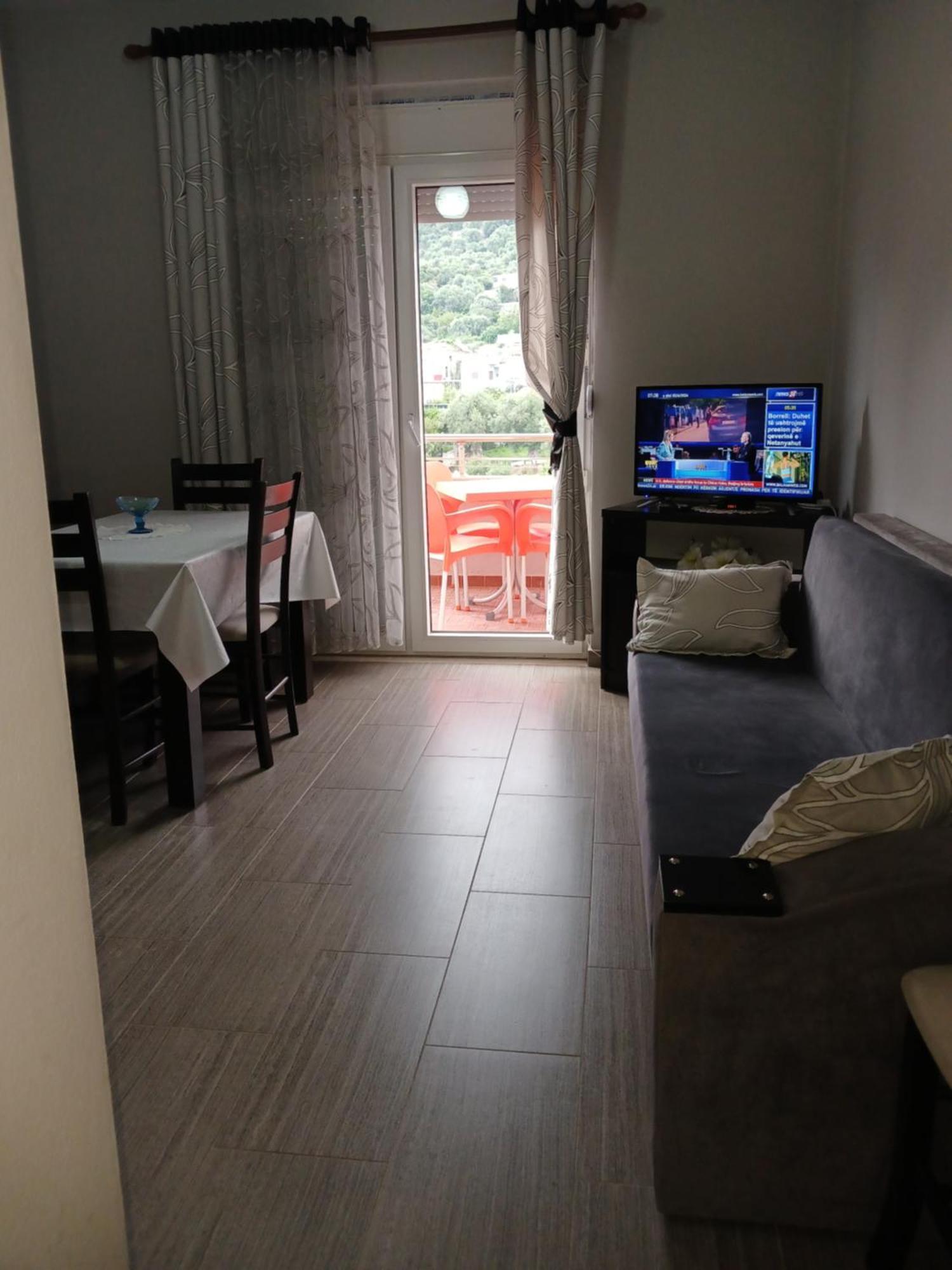 Juriki Apartament فلورا المظهر الخارجي الصورة